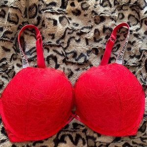 Victoria’s Secret Push up bra